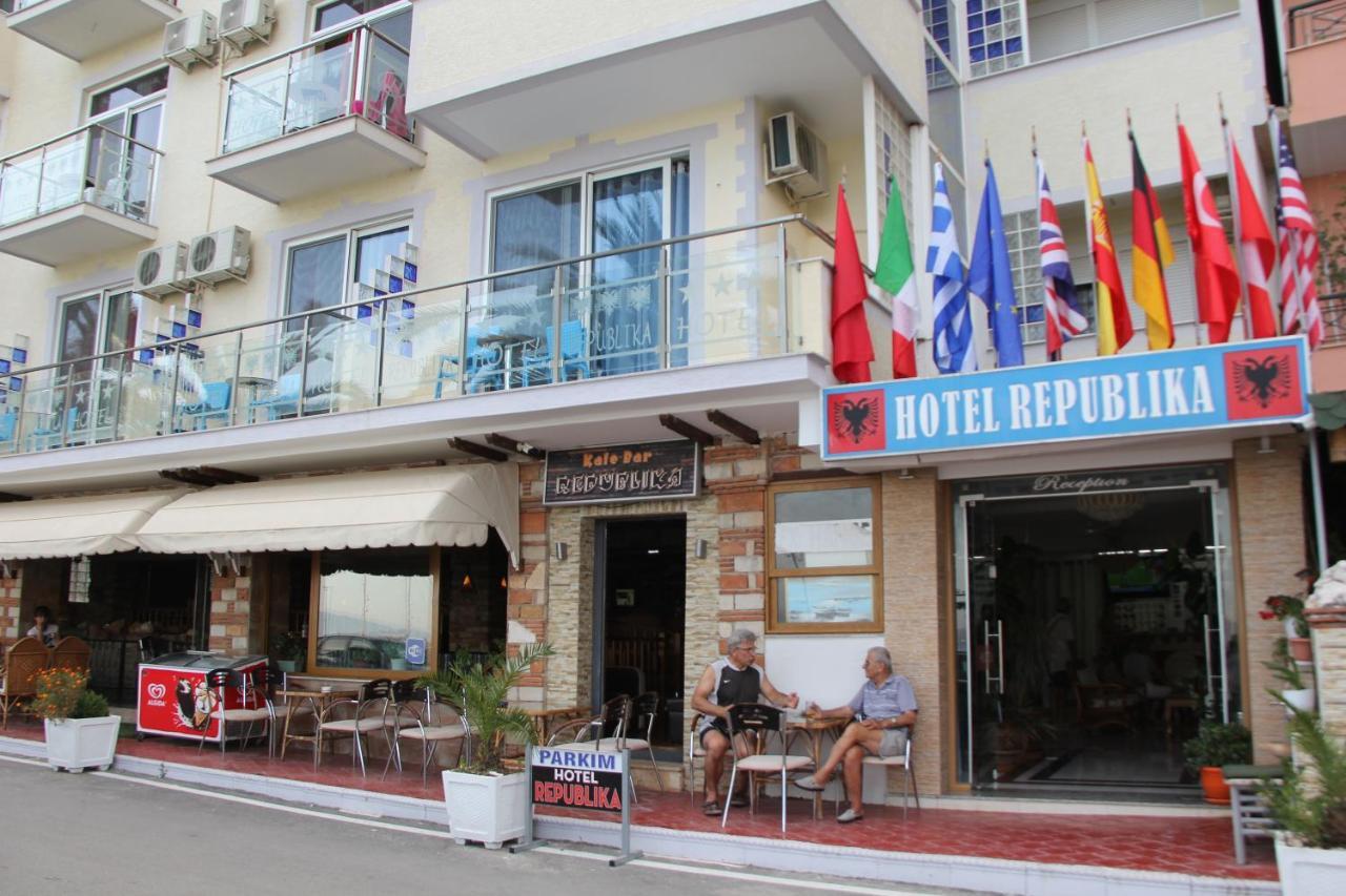 סרנדה Republika Hotel מראה חיצוני תמונה