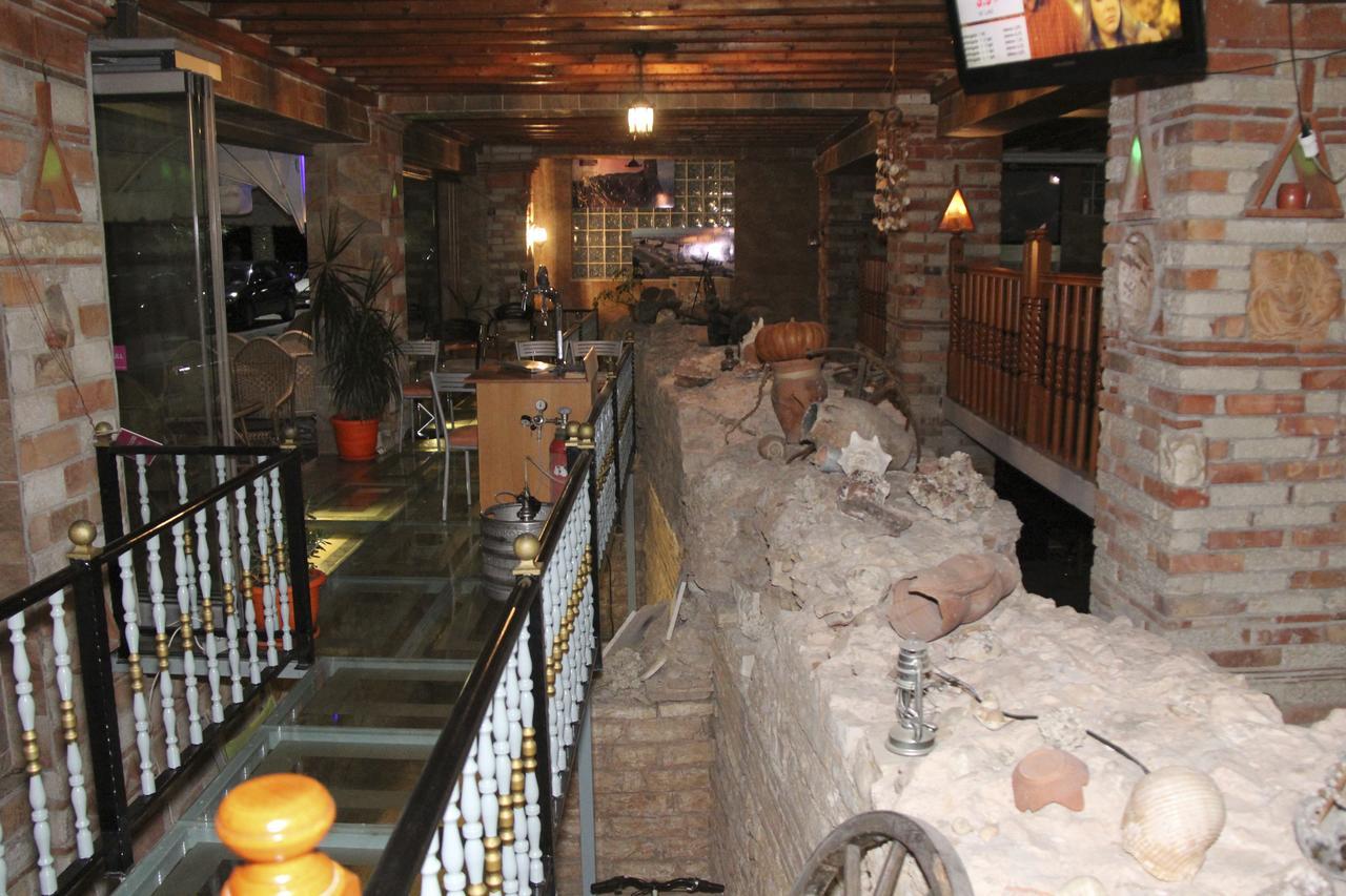 סרנדה Republika Hotel מראה חיצוני תמונה